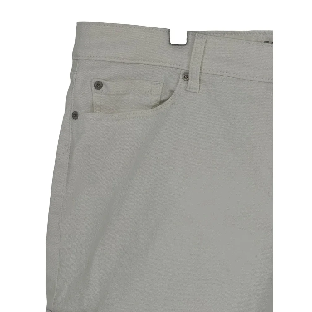 Torid Perfect 5 Short White Vintage Stretch Cuffed Denim 20